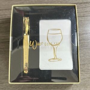 Markings Wine Gift Set